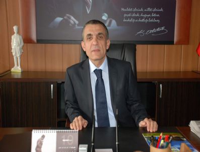 Isparta'da Her Okulda Bir Polis