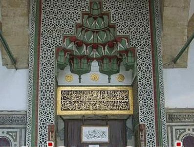 Polisler cami soyarken yakalandı