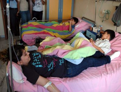 Rize'de Düğünde İkram Edilen Tavuklu Pilav Zehirledi