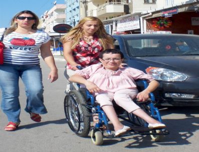 HASAN BÜLENT TÜRKÖZEN - 18. Uluslar Arası Engelliler Şenliği Başladı