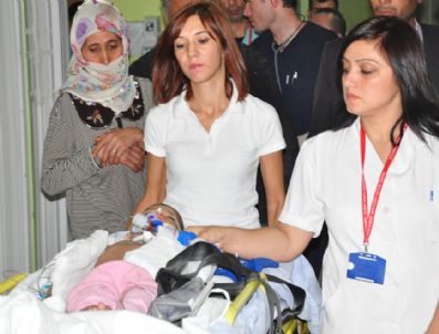 Üzerine Çelik Kapı Devrilen Çocuk Ağır Yaralandı