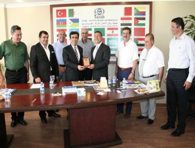 MERSIN VALISI - Vali Güzeloğlu'ndan Turab'a Ziyaret