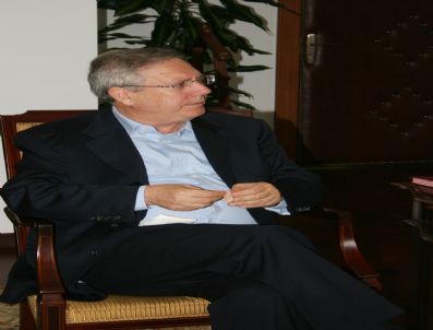 SERKAN ACAR - Fenerbahçe Kulübü Başkanı Aziz Yıldırım'dan Düzce Valisi Vasip Şahin'e Ziyaret