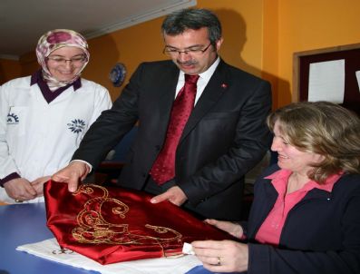 ADNAN KÖŞKER - Gesmek'te 50 Branşta Kurs Açılacak