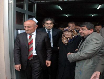 BOLAYıR - Muhsin Yazıcıoğlu'nun Annesi Hastaneye Kaldırıldı