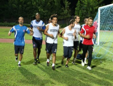 MACIT ÖZCAN - Yeşilova'sız İlk Antrenman