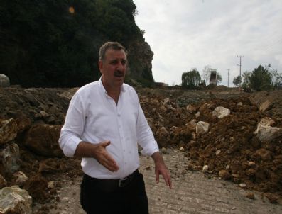 ALI BEKTAŞ - Kozlu Belediyesi Şantiyeleri Yıkıldı