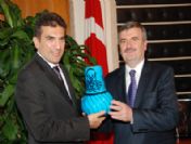 İto Başkanı Yalçıntaş'tab Başkan Akyürek'e Ziyaret