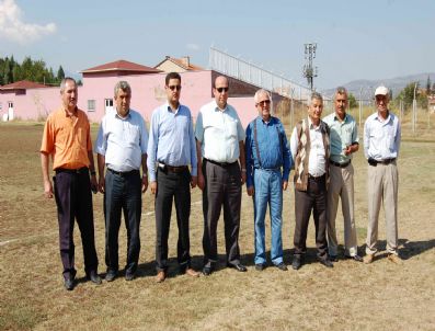 İSMAIL HAKKı BIÇER - Simav Akbaldır Stadyumunun Zemini Sentetik Çim Oluyor