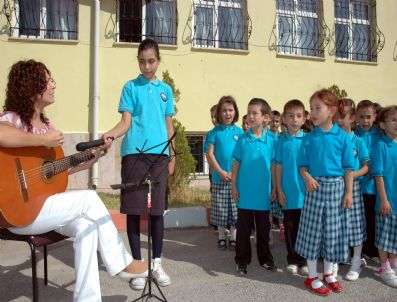 İSMAIL OK - Balıkesir'de 2010-2011 Eğitim Ve Öğretim Yılı Başladı