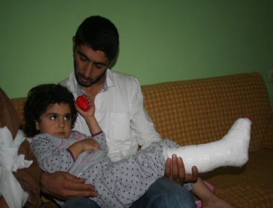 GEÇITLI - Geçitli Patlamasında Yaralanan Sudenaz Evinde