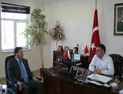 TURGAY ÜNSAL - Kaymakam Ünsal'dan Başkan Cengiz'e Ziyaret...