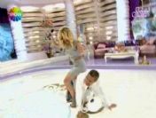 Mali'nin üstünde dans etti