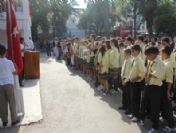 Okullar Açıldı Üç Aylık Tatil Bitti