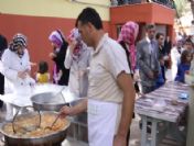 Osmanbey, İlk Gün Lokma Döktürdü