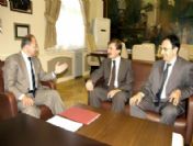 Sağlık Bakanlığı İle Erzincan Üniversitesi Arasında İşbirliği Protokolü İmzalandı