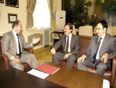 İLYAS ÇAPOĞLU - Sağlık Bakanlığı İle Erzincan Üniversitesi Arasında İşbirliği Protokolü İmzalandı