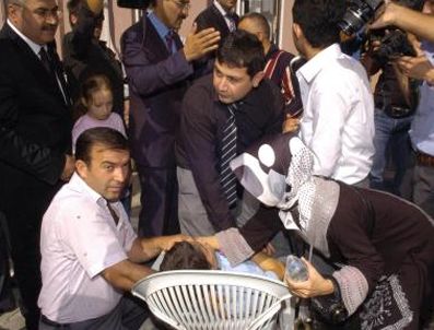 MUAMMER YıLDıZ - Avni Mutlu'yu kızdıran görüntü