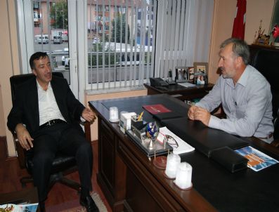 Ak Parti Milletvekili Hasan Ali Çelik Hak-iş'i Ziyaret Etti