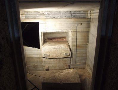 Daskyleion Antik Kenti'nde 2500 Yıllık Aile Mezarı Bulundu