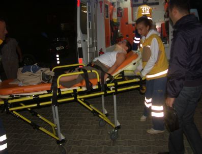 D 100 KARAYOLU - Düzce'de trafik kazası: 3 yaralı