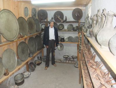 Evini 'Müze' Yaptı