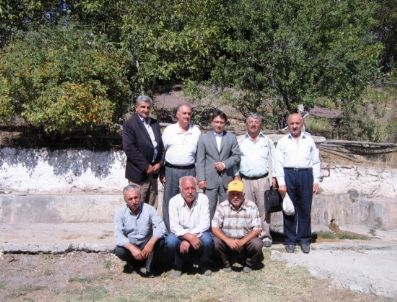 GÖKMEN ÇIÇEK - Kemah Kaymakamı'nın Köy Gezileri Devam Ediyor