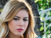 Küçük Sırlar 11. bölüm fragmanı izle