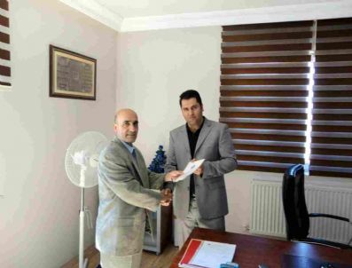 ADEM ARSLAN - Mehmetçik Vakfı'ndan Bağışçıya Teşekkür Belgesi