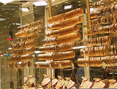 BLOOMBERG - Yastık altındaki altın milyar dolarları buldu