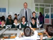 Arslan, Yibolu Çocuklarla Karavanadan Yemek Yedi