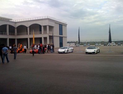 İstanbulpark'ta Lamborghini nasıl sürülür eğitimi!