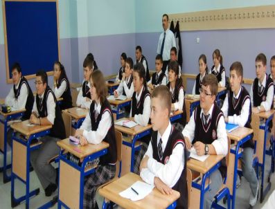 Simav Fen Lisesinde Eğitim Başladı