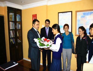 Cumhuriyet İlköğretim Okulu Muradiye Birincisi