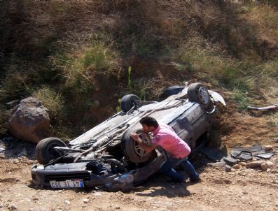 ÇEŞMINAZ - Trafik Kazalarında 7 Kişi Yaralandı