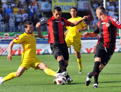 ANKARA 19 MAYıS STADı - Başkent derbisinde hüzünlü galibiyet