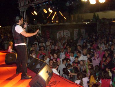 TUĞBA EKİNCİ - Sakarya Sonbahar Şenlikleri Başladı