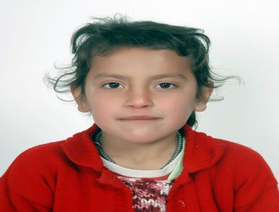 İĞDE - Sarkan Elektrik Kablosunu Tutan Küçük Kız Akıma Kapıldı