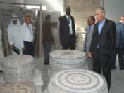 Sempozyum İçin Afyonkarahisar'a Gelen Temsilcilere Kent Gezisi