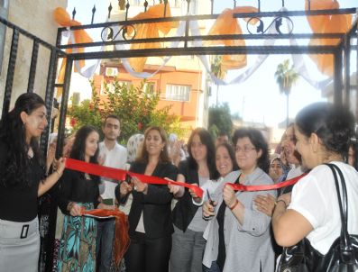 EMINE AYNA - Akdeniz Belediyesi'nden Kadın Danışmanlık Merkezi