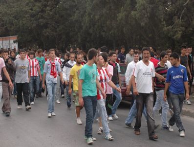 ÇANAKKALE 18 MART - Çanakkale Dardanelspor-sakaryaspor Maçı Sonrası Gerginlik