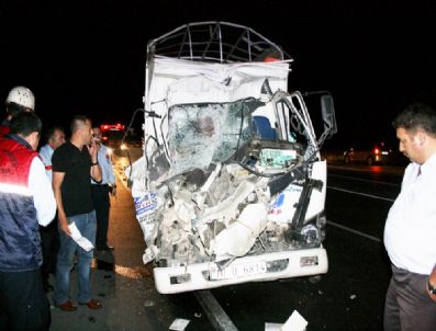 CEVDET CAN - Balıkesir'de Feci Kaza: 1 Ölü 2 Yaralı