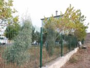 Çayırova Belediyesi'nden Okullara Panel Çit