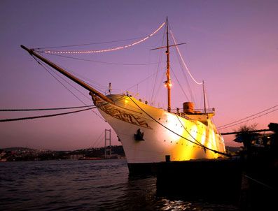 KAHRAMAN SADıKOĞLU - Atatürk'ün gemisine fuhuş operasyonu