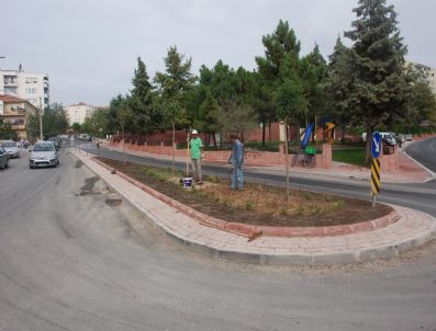 BAHRİYE ÜÇOK - Bahriye Üçok Caddesi'nde Çalışmalar Tamamlanıyor