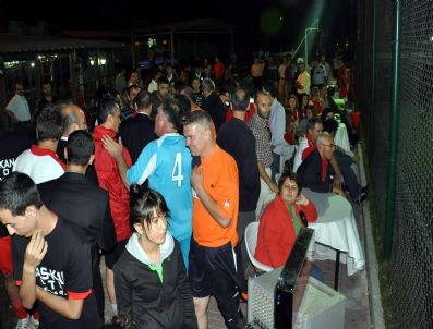 ÖMER AYDıN - Balıkesir'de, 'Yeni Balıkesir 1. Cumhuriyet Kupası' Halı Saha Futbol Turnuvası Başladı
