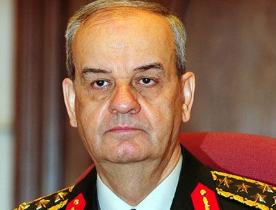 ZIYA HALIS - İlker Başbuğ hakkında suç duyurusunda bulunuldu