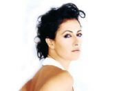 Meltem Cumbul, yönetmen koltuğuna oturmaya hazırlanıyor