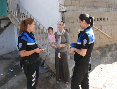 YEŞILCE - Polis, Ev Hanımlarını Bilgilendirdi
