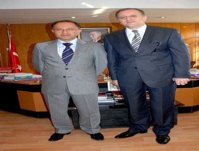 CAFER YıLMAZ - Gso Başkanı Koçer, İl Özel İdaresini Ziyaret Etti